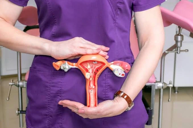 Common Symptoms That Require Ovarian Cyst Treatment in Indore